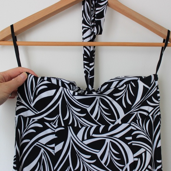 Tommy Bahama halter dress - Picture 4 of 4